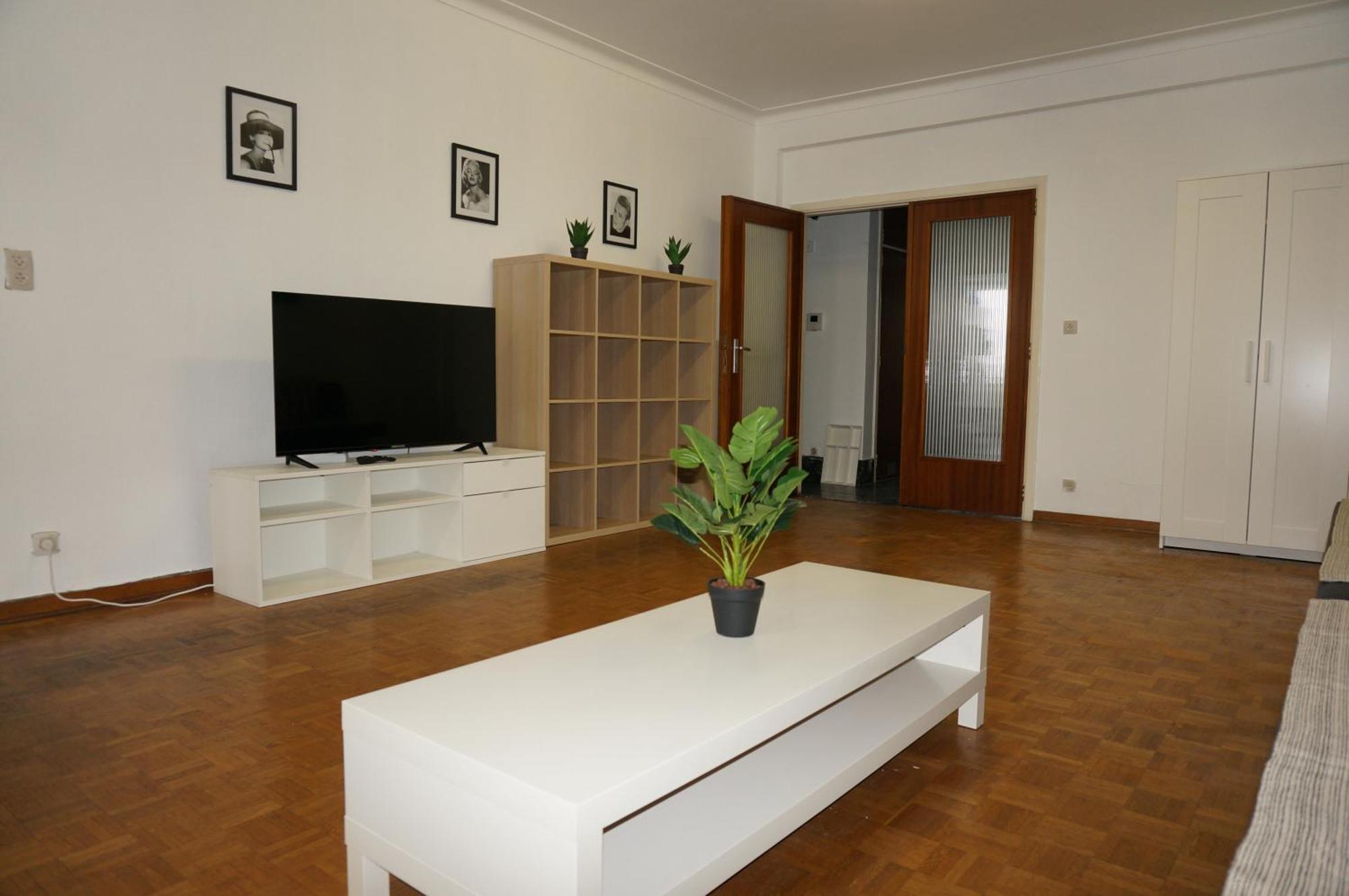Belga Apartment 3 Bedrooms. Antwerp Exterior photo